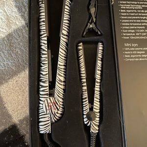 NEW SET OF FLATS IRON